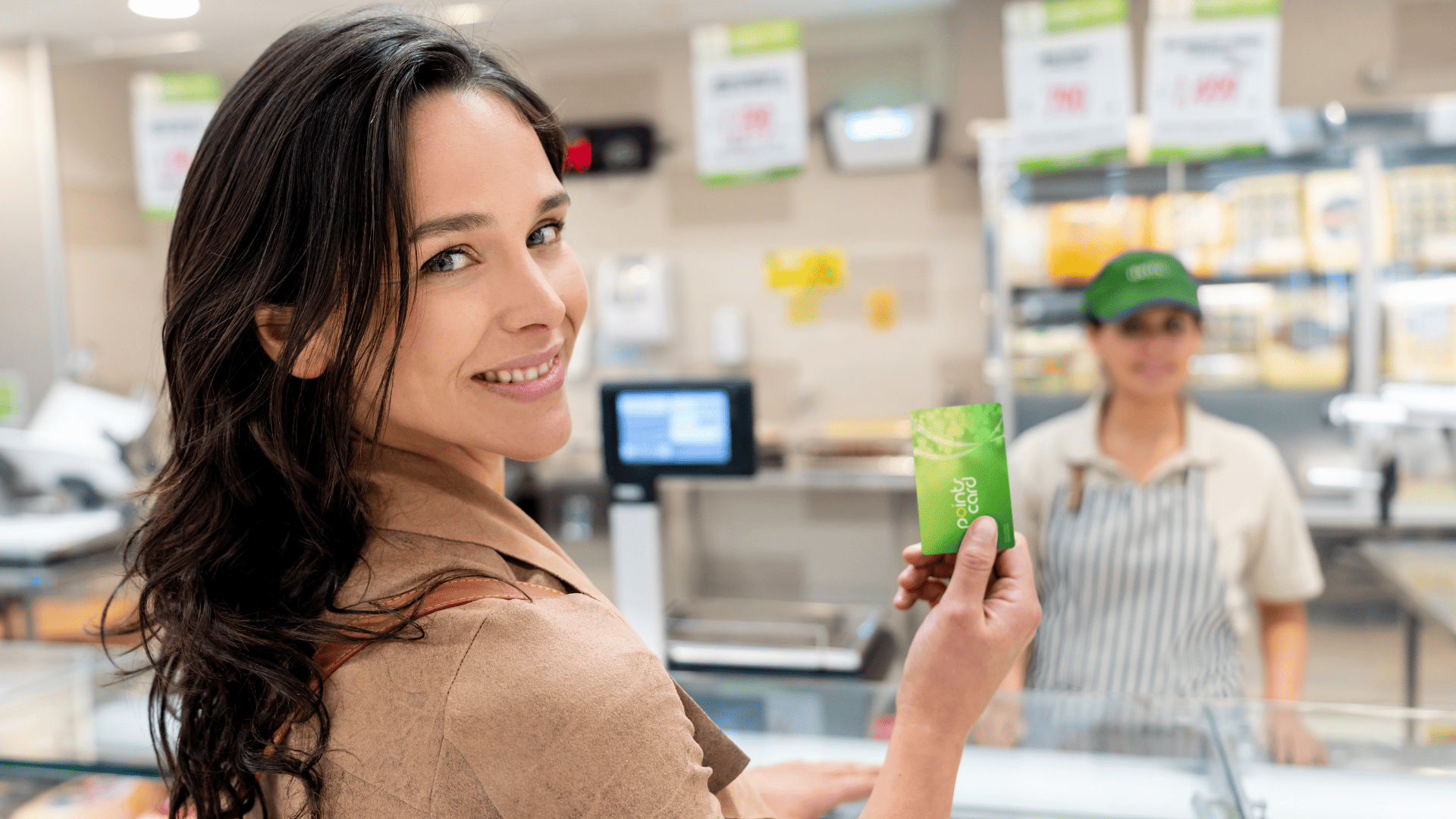 Maximizing-the-Power-of-Your-Loyalty-Cards-1